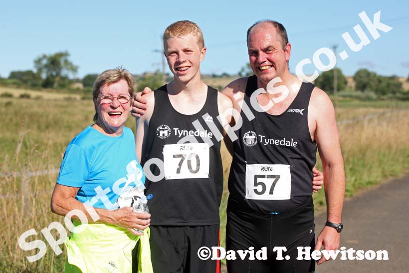 The Currie famil after the 5k Run Northumberland Matfen. Photo: David T. Hewitson/Sports for All Pics
